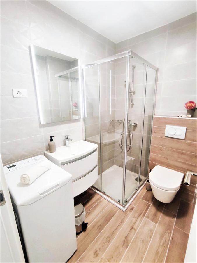 Apartman Dori Pula Exterior photo